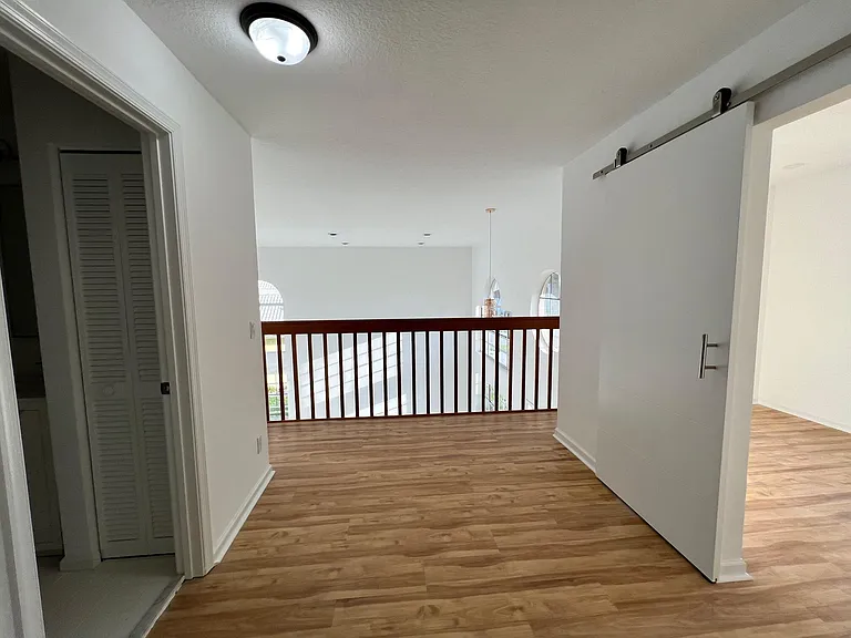 8501 Windy Cir — Photo 20
