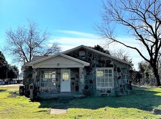 210 W Avenue A, Garland, TX 75040