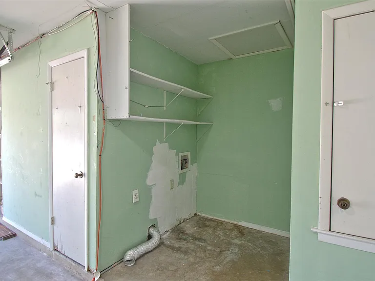 1707 Onion Creek Village Dr #A — Photo 20