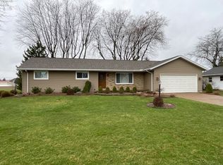 1664 Swiss Rd, Fremont, OH 43420