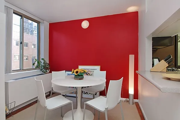 Sold by Corcoran | media 14