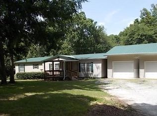 4436 Cedar Grove Rd, Big Sandy, TN 38221