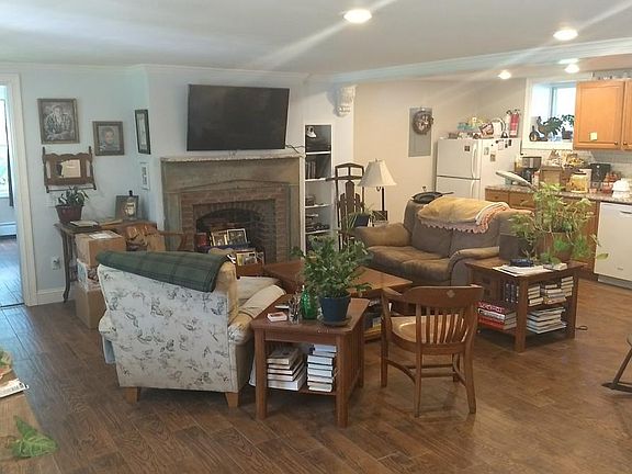 2nd image of 53 Dutch St APT 1