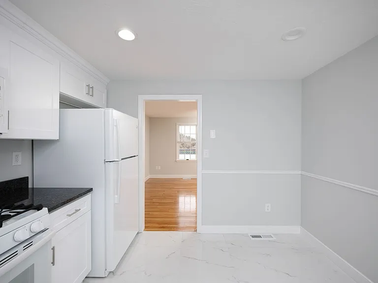 14 Eugene Way #1 — Photo 5