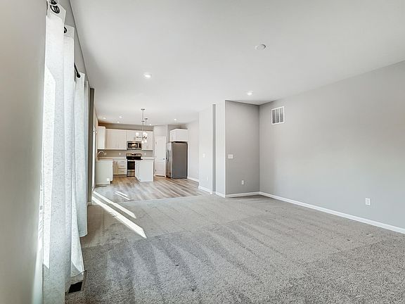 4th image of 12079 Ambruzzi Dr