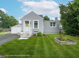 123 W Barnegat Ave, Ocean Gate, NJ