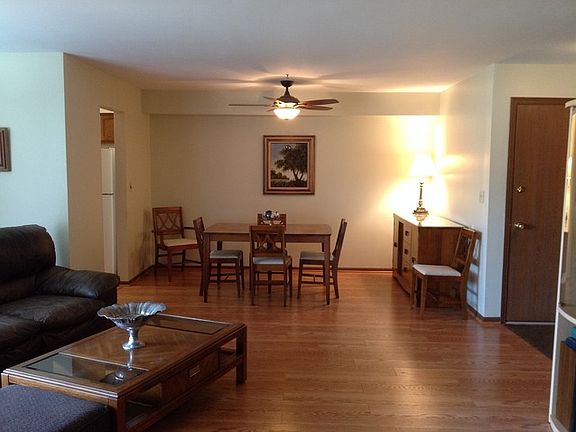 3rd image of 1501 Harbour Ct #B1