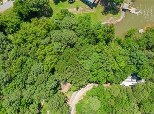 18200 Hideaway Rd, Charlotte, NC 28278