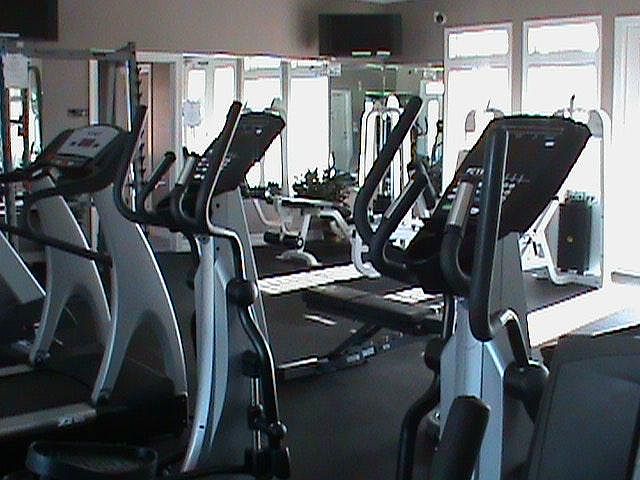 2nd image of 4434 Gearhart Rd APT 3601