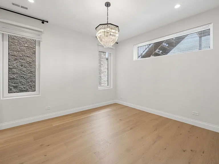 3739 N Clifton Ave #2 — Photo 22