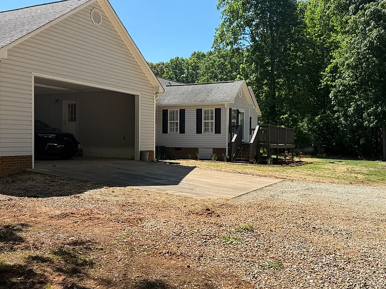 9314 Sawyer Rd — Photo 15