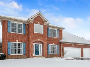 2712 High Meadow Rd, Naperville, IL 60564