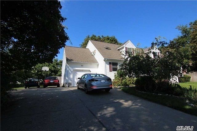 2nd image of 5 Cherry St