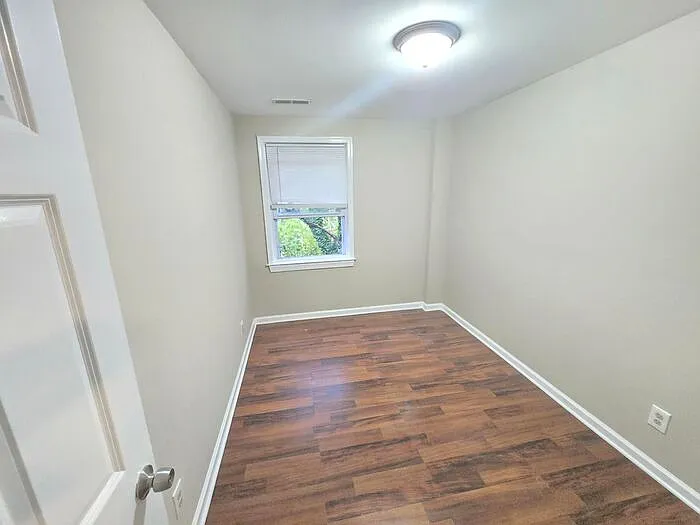3800 Erdman Ave — Photo 16