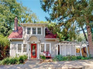 30 Woodward Ave, Asheville, NC 28804
