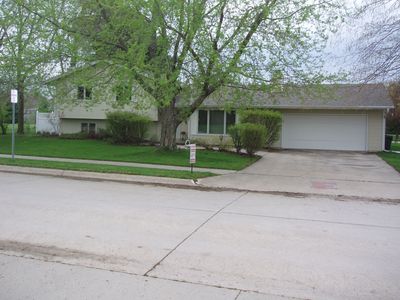 545 NE 4th St, Earlham, IA, 50072