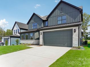 166 Windy Dell Dr, Tega Cay, SC 29708