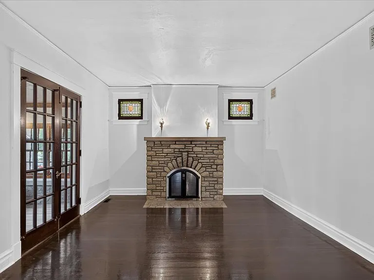 7325 Sutherland Ave — Photo 7