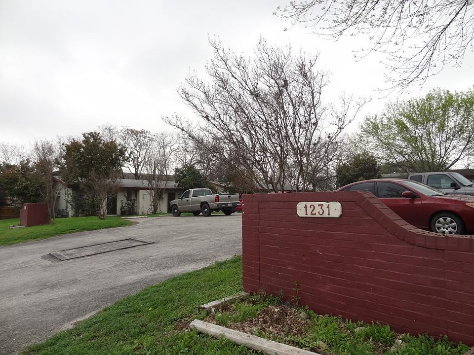 1st image of 1231 N Lbj Dr APT 5