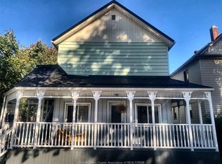 442 Chilver Rd #A, Windsor, ON N8Y2J7