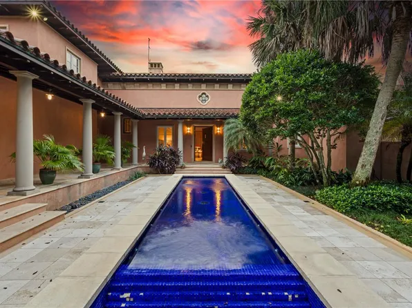 2350 Quay Dock Rd, Vero Beach, FL 32967