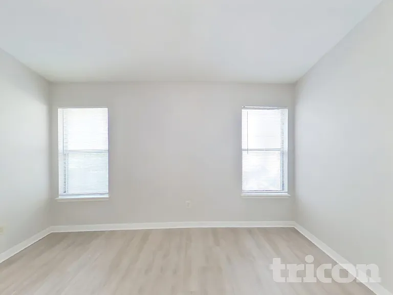 1313 Independence Dr — Photo 7