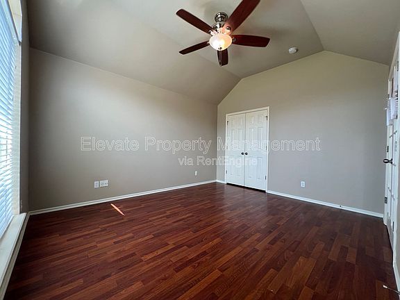 3rd image of 1709 Del Simmons Dr