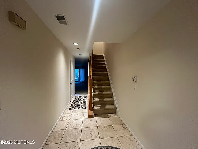 210 Spinnakers Cv — Photo 11