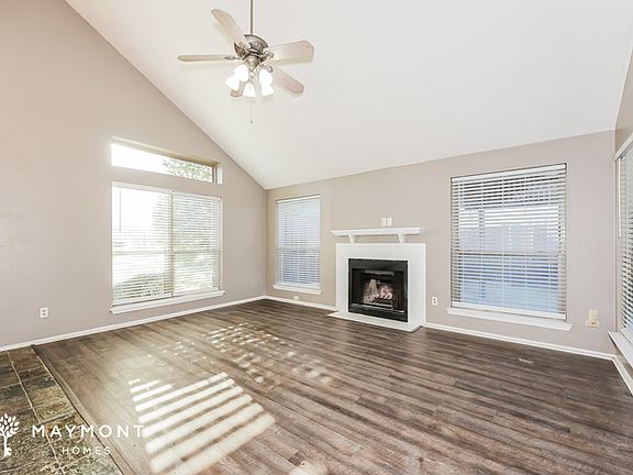 4th image of 6406 Mercedes Dr