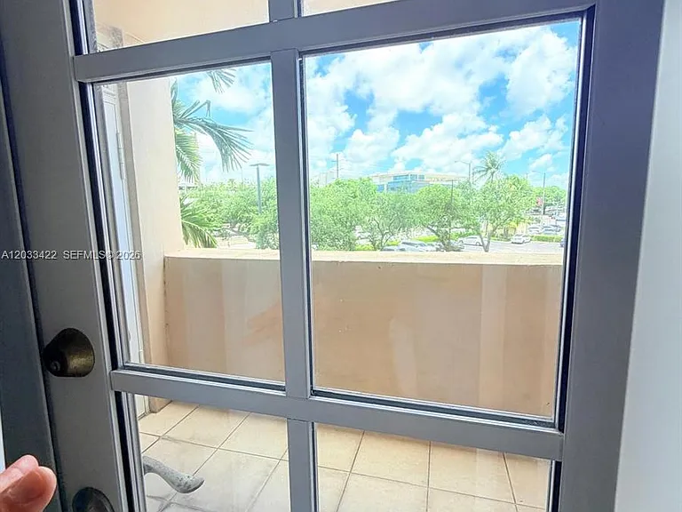 1280 S Alhambra Cir #1303 — Photo 9