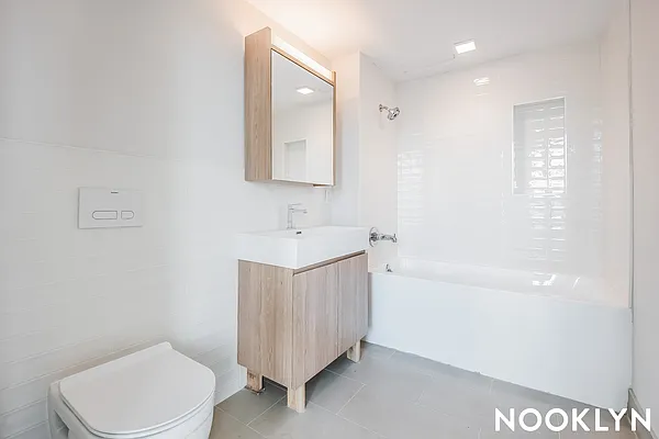 Rented by Nooklyn NYC LLC | media 51