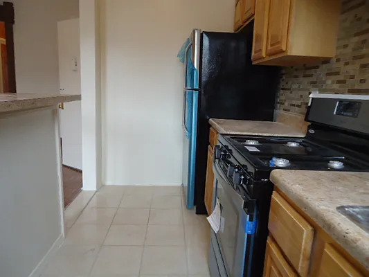 Rented by Hakeem Shahid, LREB | media 26