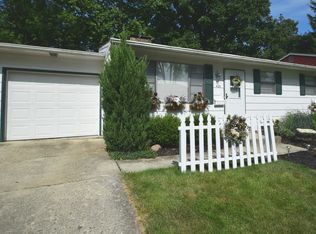 425 Deerwood Ave E, Gahanna, OH