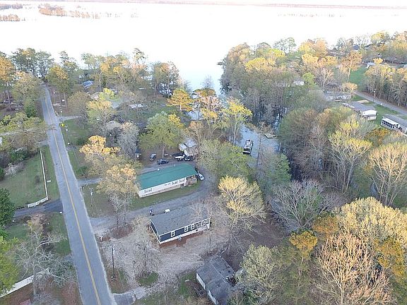 4th image of 569 Stumphole Rd