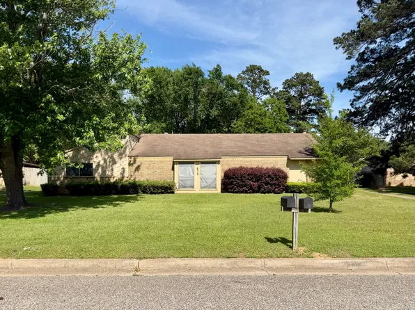 400 Fawn Trl #A, Longview, TX 75604