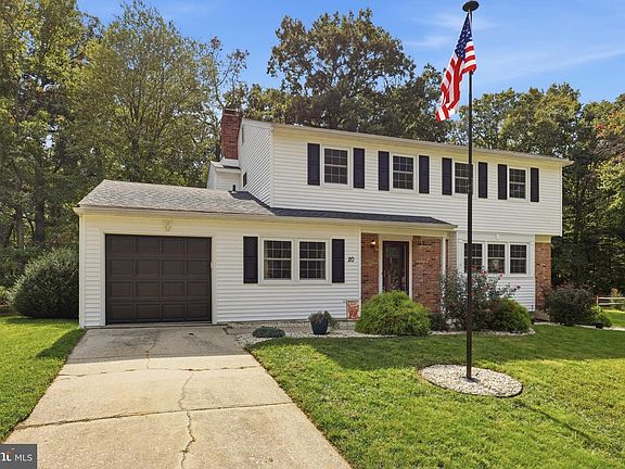 2nd image of 20 Merion Ct