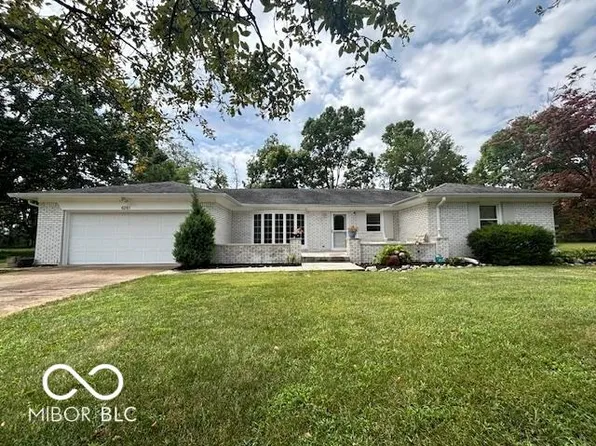 6261 Lakeland Ln, Indianapolis, IN 46234