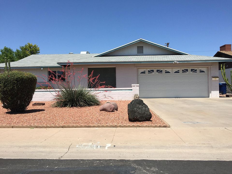 1st image of 540 E Laguna Dr