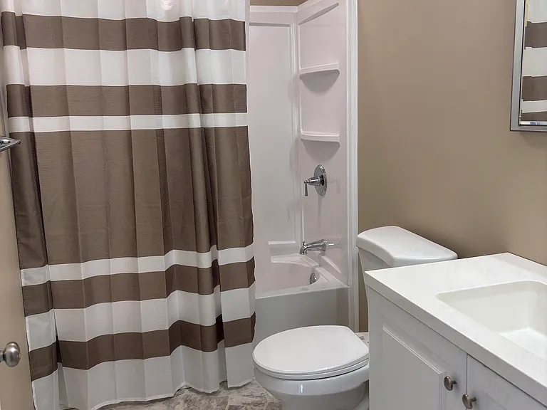 Downstairs full bath