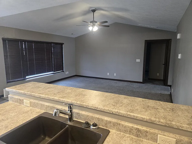 3772 Monarch Ave — Photo 3
