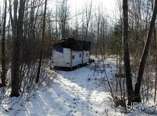 1380 Hill Rd, Wakefield, MI 49968