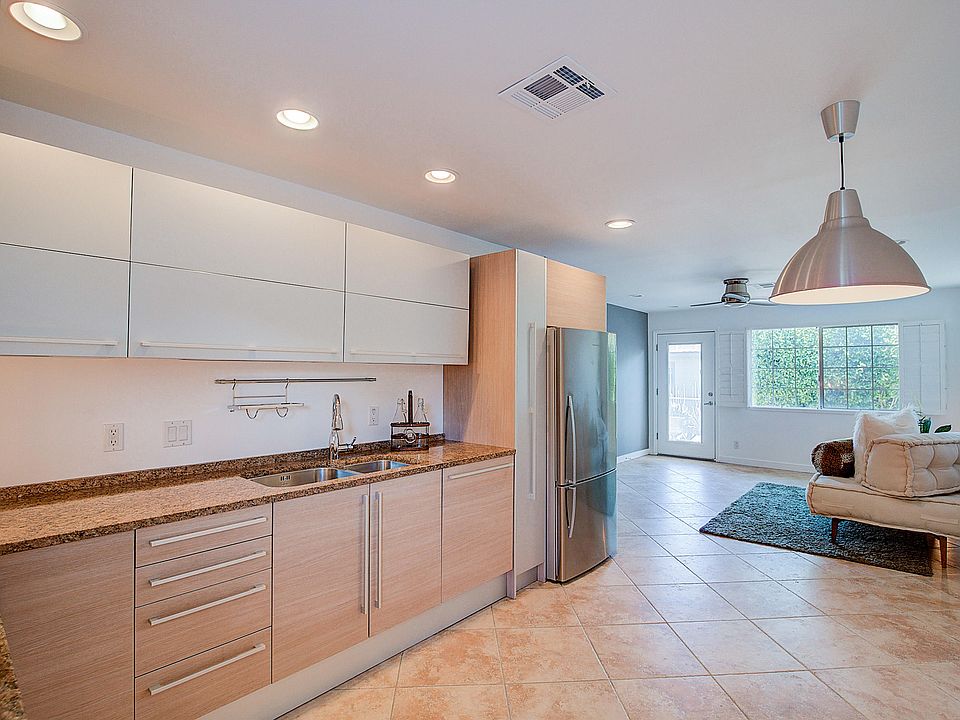 1st image of 1850 E Maryland Ave Unit 20