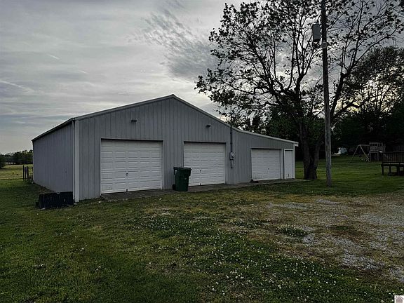 4th image of 307 W Wyatt St #42411
