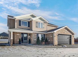 4951 W Cardinal Ct, Monee, IL 60449