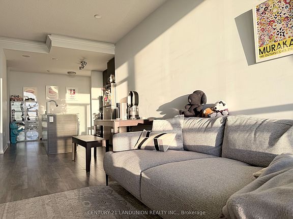 3rd image of 70 Forest Manor Rd #2707