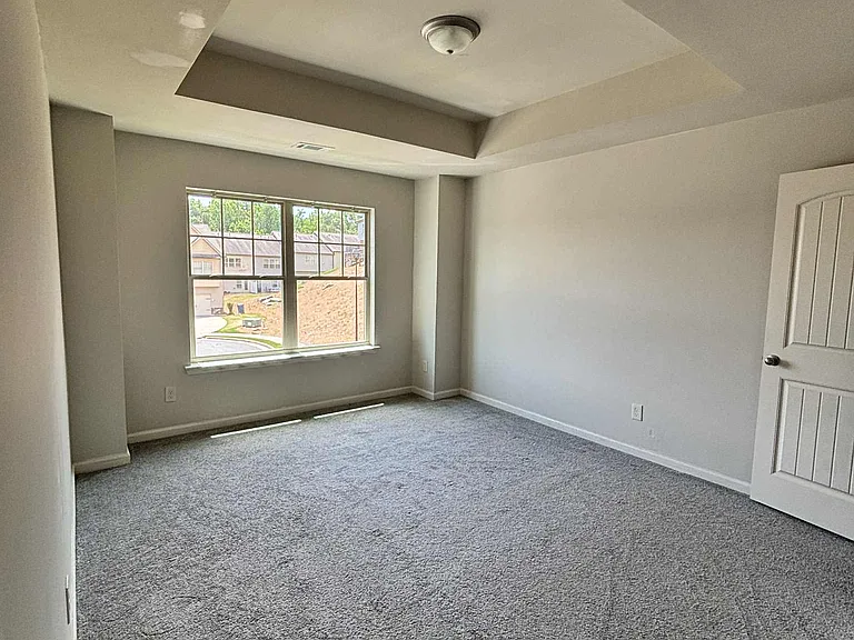 1739 Snapping Ct — Photo 18