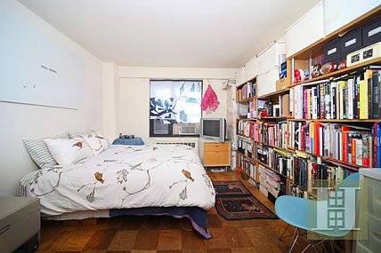 3rd image of 210 E Broadway APT H1803