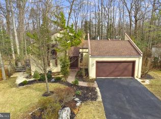 12384 Copenhagen Ct, Reston, VA 20191