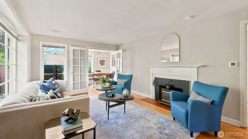 4th image of 7419 48th Avenue NE