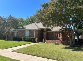 458 Sandy Knoll Dr, Coppell, TX 75019